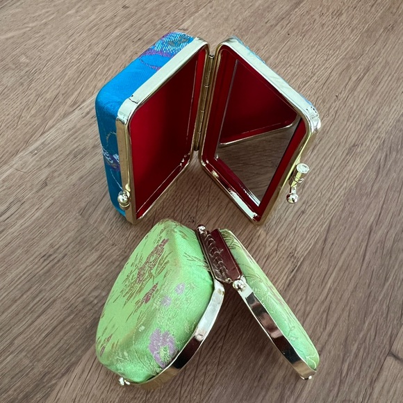 2 jewelry cases - hard shell cases perfect for travel and storage. NWOT. - Picture 3 of 11